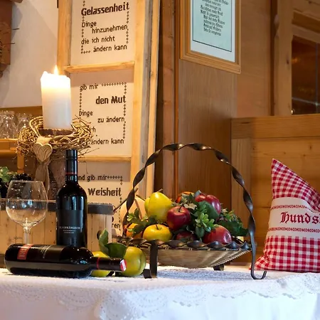 Zillertaler Weinstadl 3* Hippach