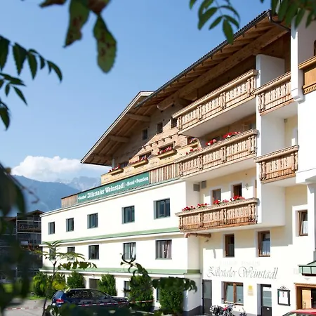 Zillertaler Weinstadl Hippach