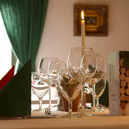 Zillertaler Weinstadl